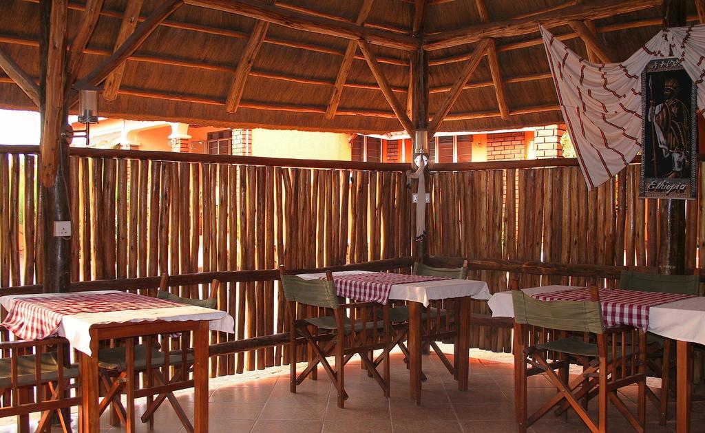 Hotel Acacia Kampala Exterior photo